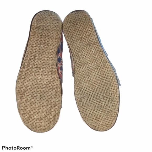 Tom's slip ons in rare Union Jack textile - Picture 8 of 10